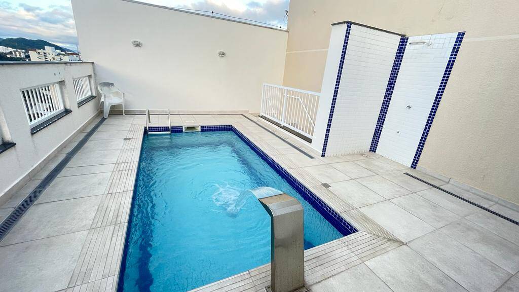 Cobertura à venda com 3 quartos, 100m² - Foto 1