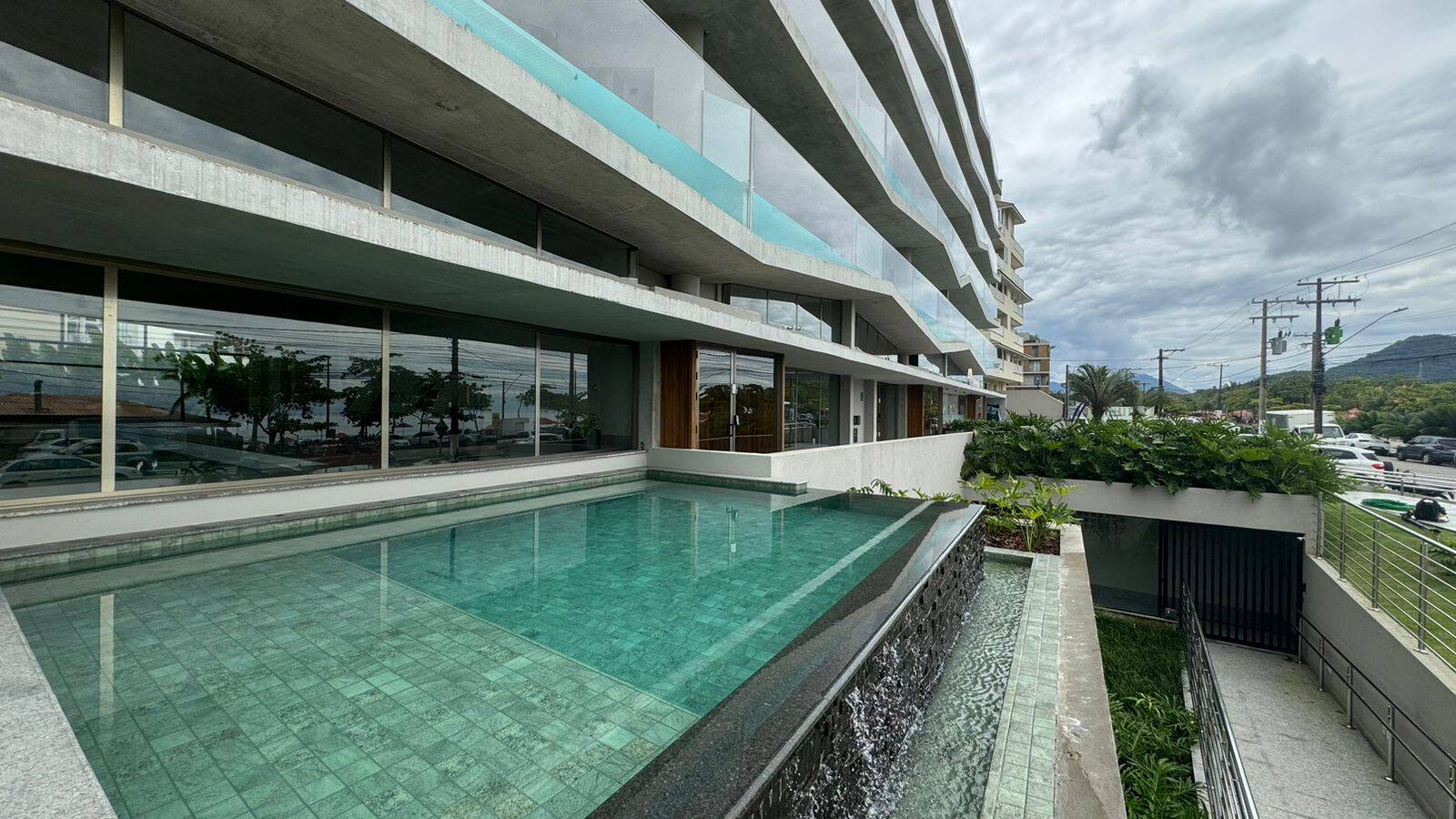 Apartamento, 3 quartos, 140 m² - Foto 1