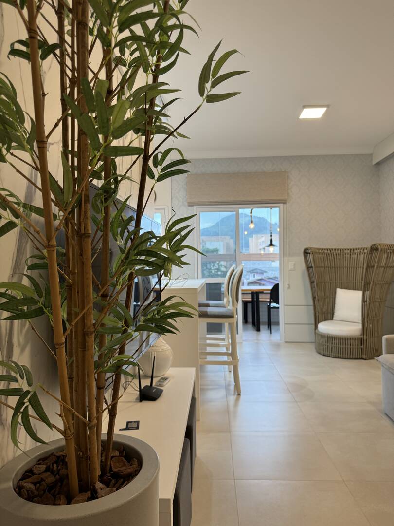 Apartamento, 3 quartos, 100 m² - Foto 2