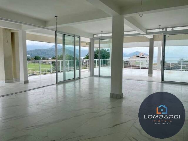 Cobertura para Venda em Ubatuba - 4