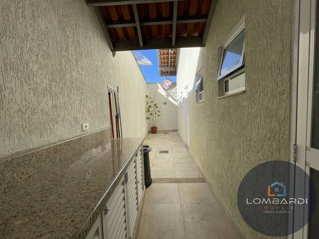 Residencial para Venda em Ubatuba - 5