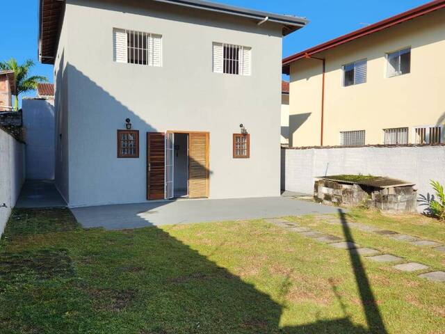 #L982 - Apartamento para Venda em Ubatuba - SP