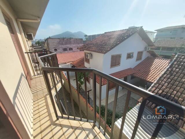 Apartamento para Venda em Ubatuba - 2