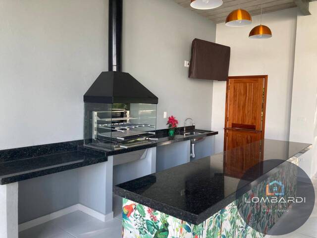 Residencial para Venda em Ubatuba - 4