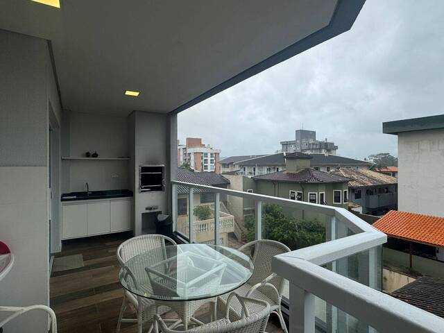 #L1102 - Apartamento para Venda em Ubatuba - SP