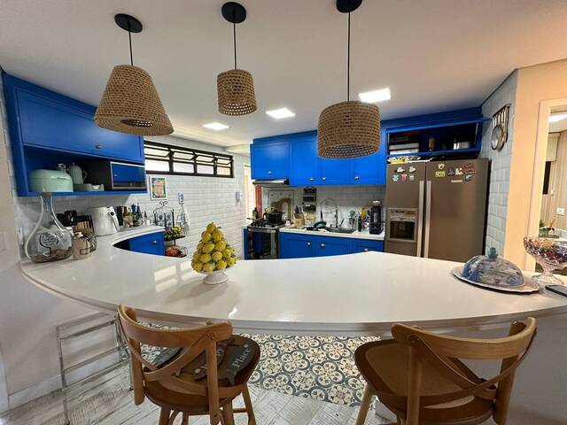 Apartamento para Venda em Ubatuba - 5
