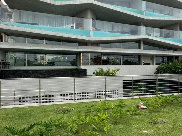 Apartamento para Venda em Ubatuba - 2
