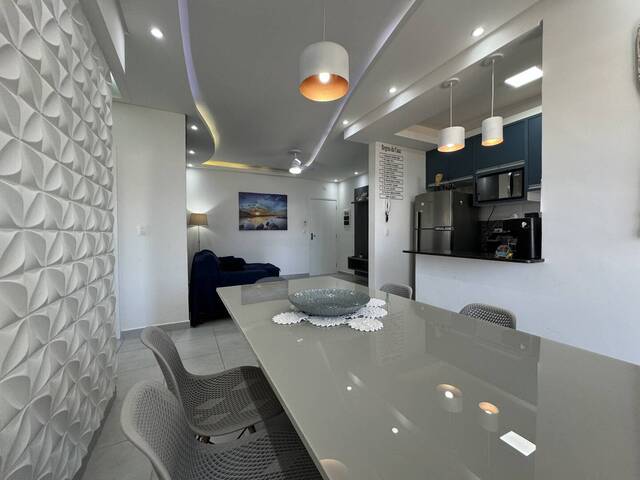 Apartamento para Venda em Ubatuba - 2