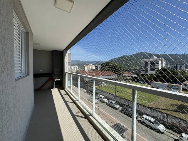 Apartamento para Venda em Ubatuba - 4