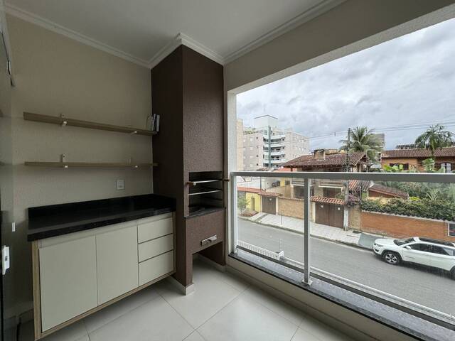 Apartamento para Venda em Ubatuba - 2