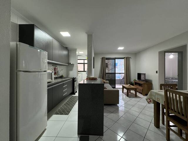 #L1198 - Apartamento para Venda em Ubatuba - SP