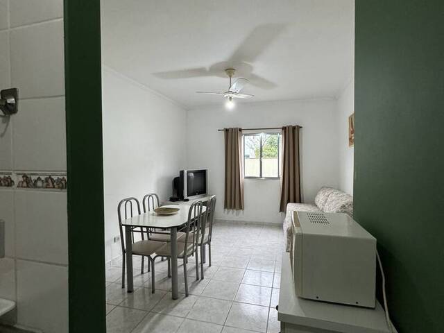 Apartamento para Venda em Ubatuba - 3