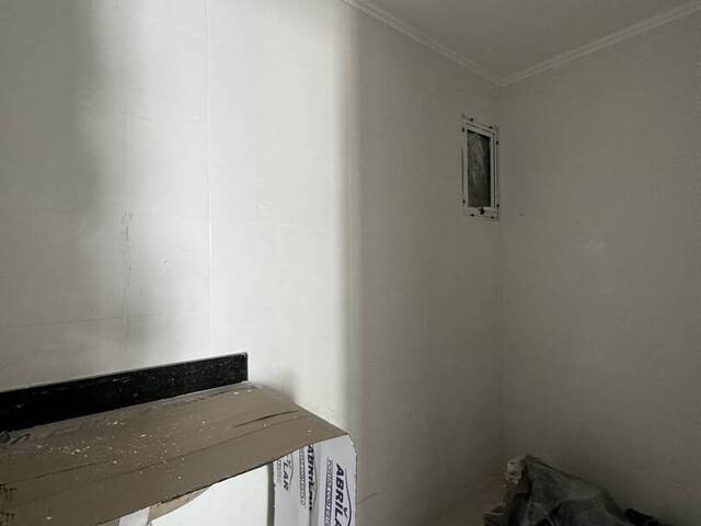 Apartamento para Venda em Ubatuba - 5