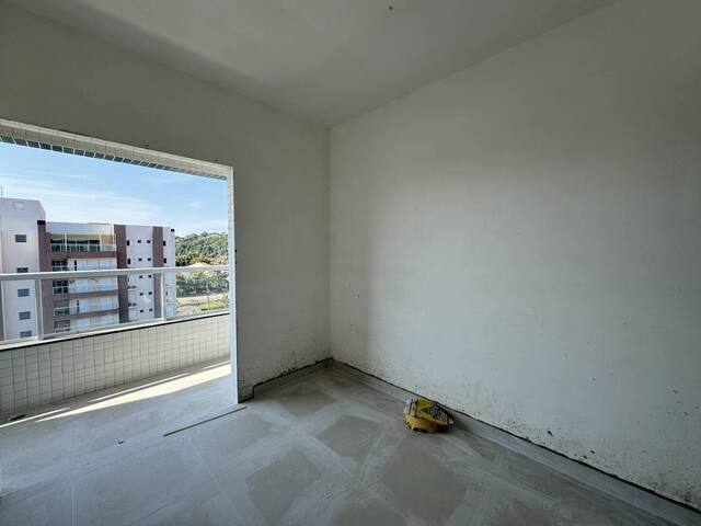 Apartamento para Venda em Ubatuba - 4