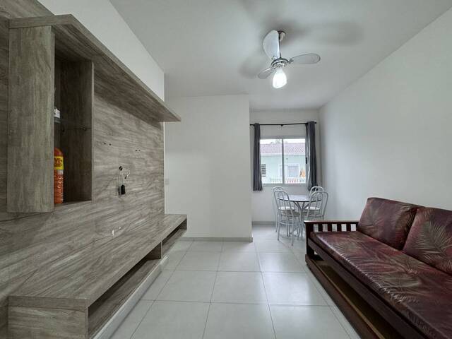 Apartamento para Venda em Ubatuba - 2