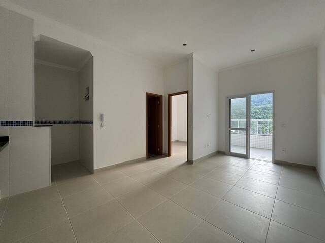 Apartamento para Venda em Ubatuba - 2