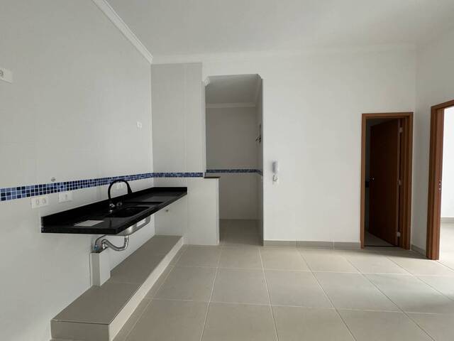 Apartamento para Venda em Ubatuba - 3