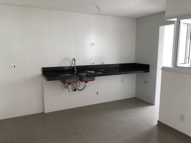 Apartamento para Venda em Ubatuba - 4