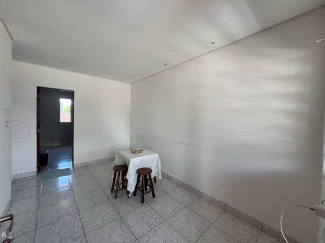 Apartamento para Venda em Ubatuba - 2