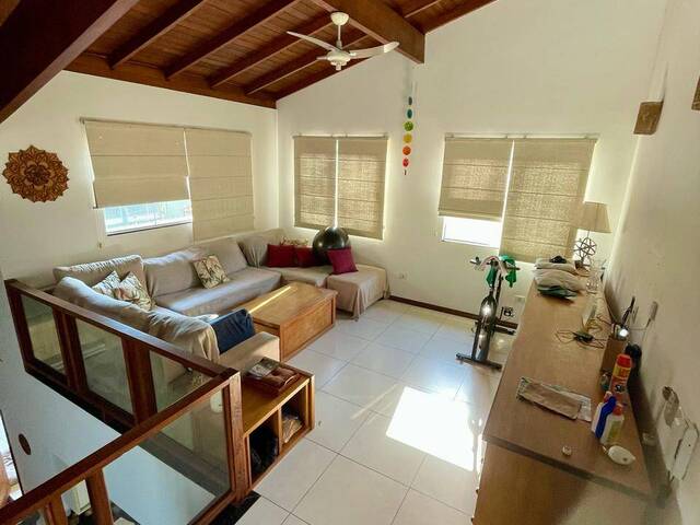 Residencial para Venda em Ubatuba - 4