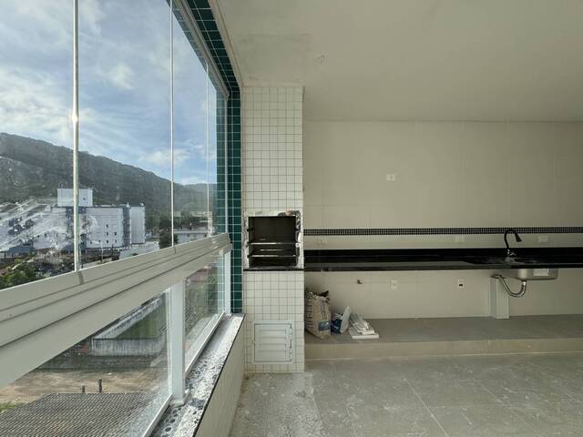 Apartamento para Venda em Ubatuba - 4
