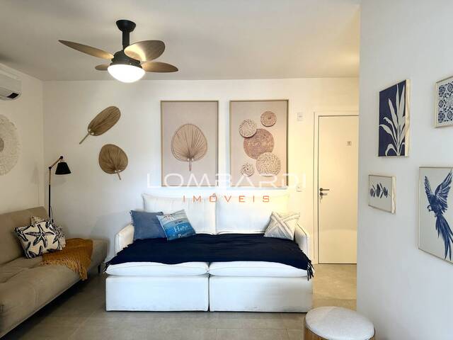 Apartamento para Venda em Ubatuba - 2