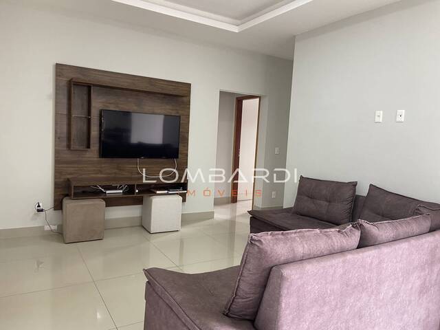 Apartamento para Venda em Ubatuba - 2