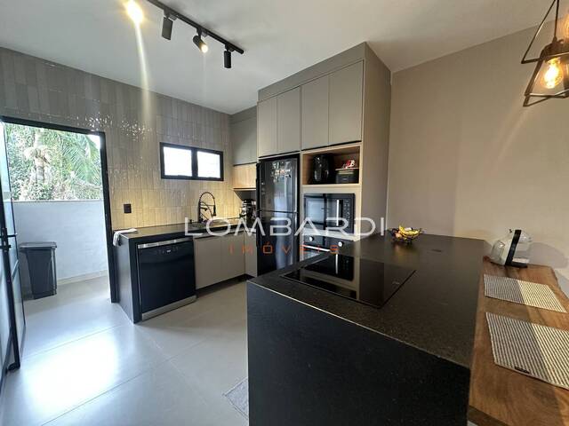 Apartamento para Venda em Ubatuba - 3