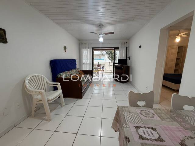 Apartamento para Venda em Ubatuba - 2