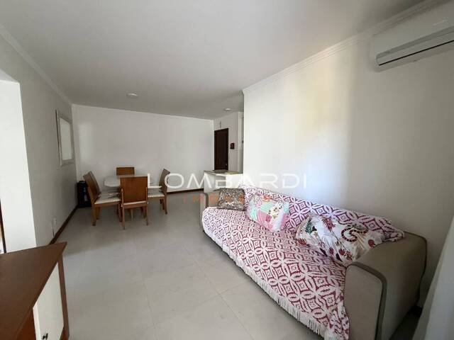 #L1770 - Apartamento para Venda em Ubatuba - SP