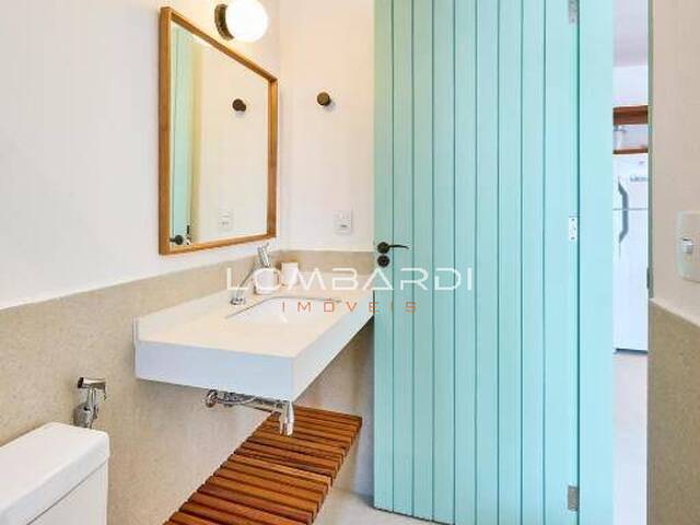 Residencial para Venda em Ubatuba - 4