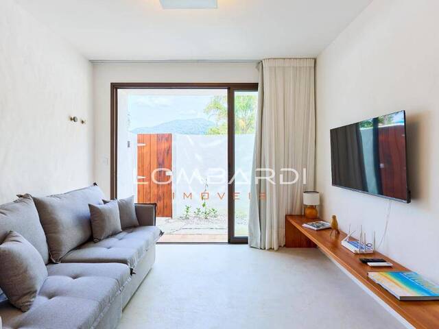 Residencial para Venda em Ubatuba - 2