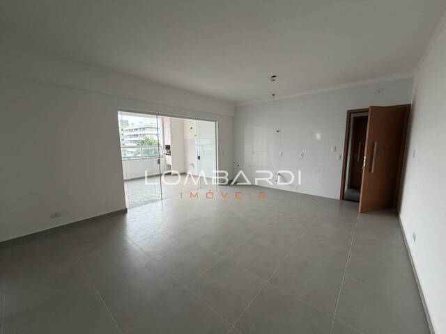 Apartamento para Venda em Ubatuba - 2