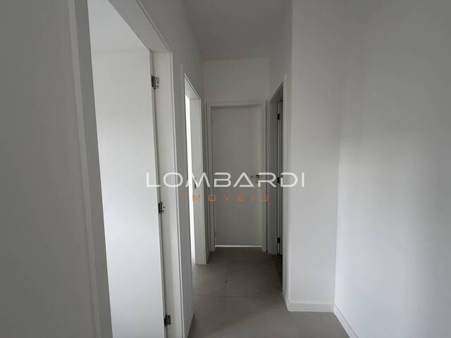 Apartamento para Venda em Caraguatatuba - 3