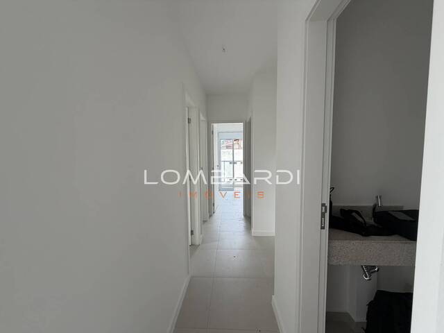 Apartamento para Venda em Caraguatatuba - 5