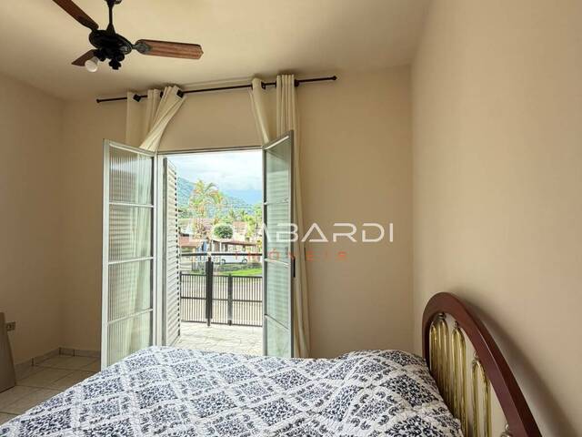 Apartamento para Venda em Ubatuba - 2