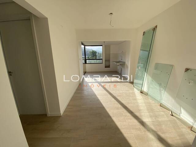 #L1852 - Apartamento para Venda em Ubatuba - SP - 2