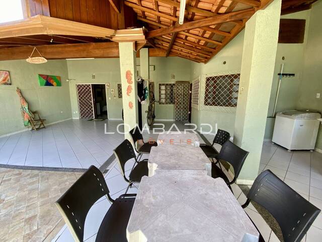 Residencial para Venda em Ubatuba - 4