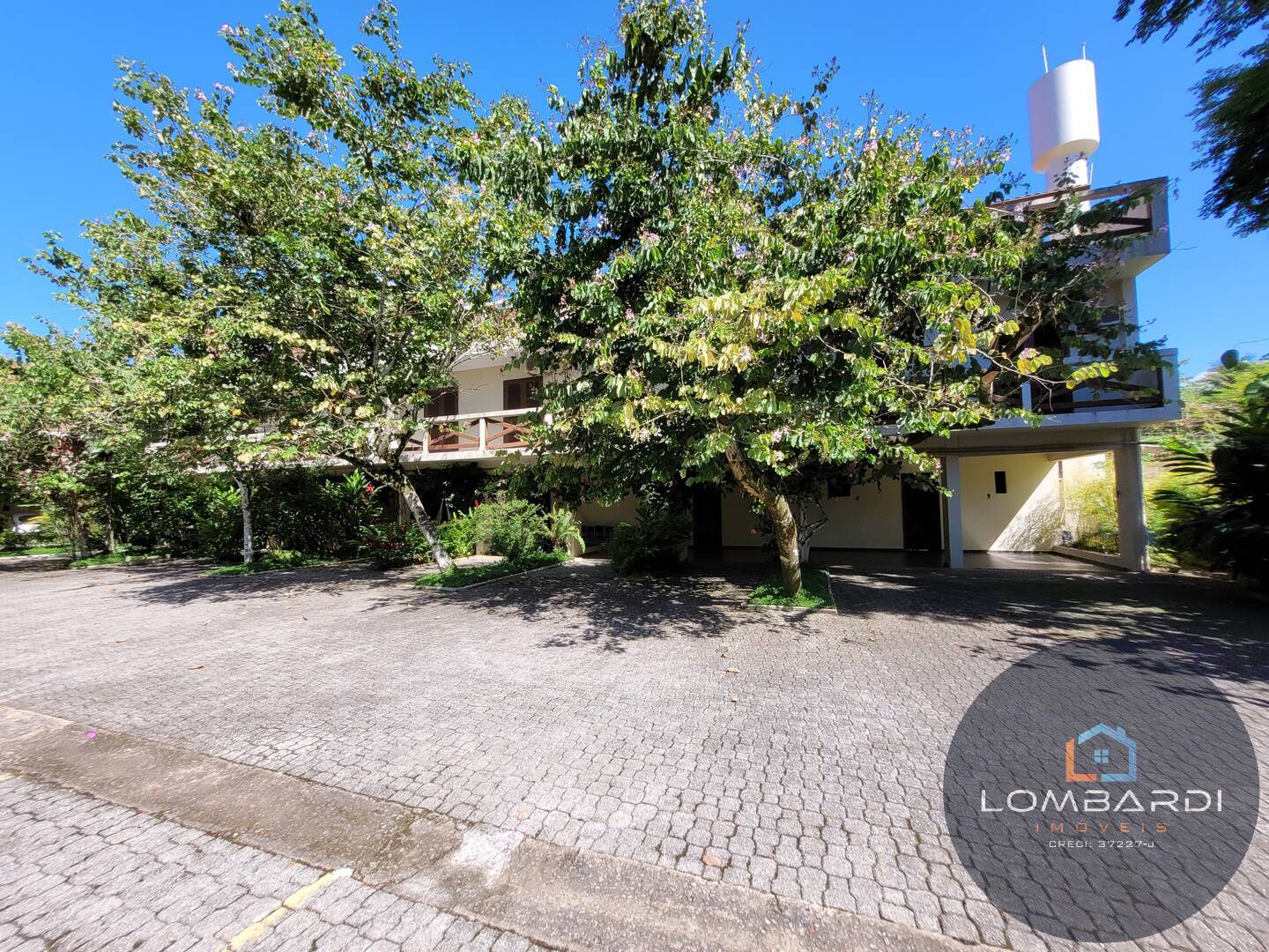 Casa, 3 quartos, 200 m² - Foto 1