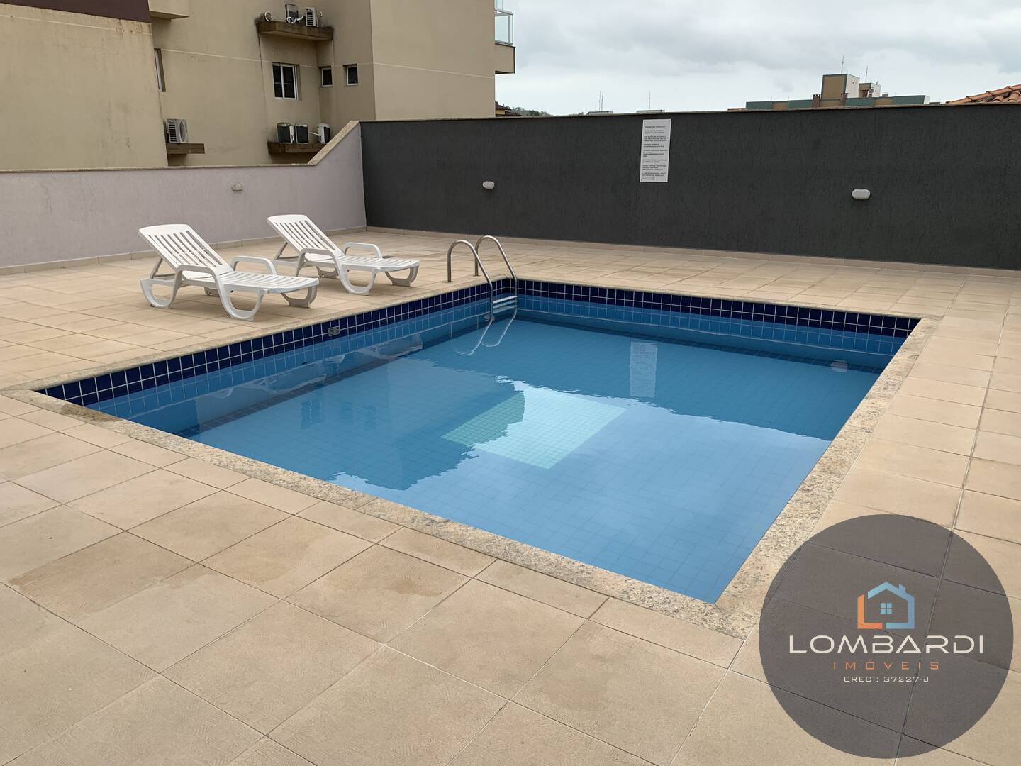 Apartamento à venda com 2 quartos, 55m² - Foto 19